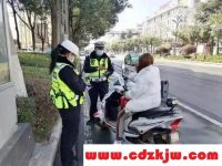 摩托车不戴头盔罚多少钱?摩托车后面的人没戴头盔怎么处罚