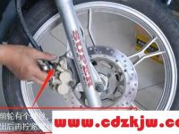 电动车刹车泵怎么排空气