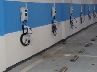 如何可以知道附近新能源汽车充电桩位置,新能源汽车充电桩位置未来的发展趋势