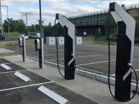 如何寻找离我最近的电动车充电桩?充电桩未来发展趋势