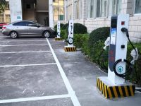 电动自行车充电桩充电怎么收费？混合收费最更便捷有利