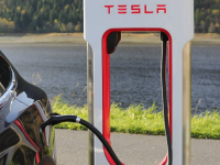 特斯拉超级充电桩怎么付钱?特斯拉超级充电桩付费方式