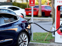 特斯拉超级充电桩充电收费标准,特斯拉超级充电桩的地理位置