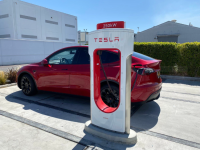 特斯拉充电桩只能充特斯拉吗 特斯拉充电桩类型及充电方式