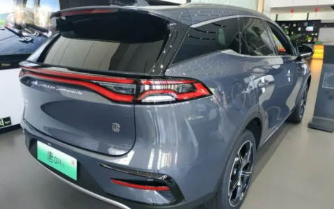 比亚迪电动汽车换一次电池多少钱（比亚迪车主真实体验）