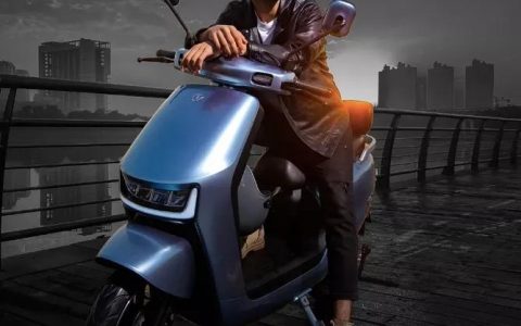 石墨烯和锂电池哪个好（石墨烯,铅酸,锂电池综合对比）