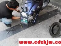 电动车换胎一般多少钱一个？电动车换真空胎100元贵吗