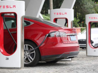 特斯拉超级充电桩充电是如何收费的？特斯拉充电站收费一览表