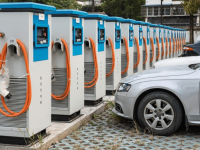 附近哪里有新能源汽车充电桩 查找附近充电桩位置的方法